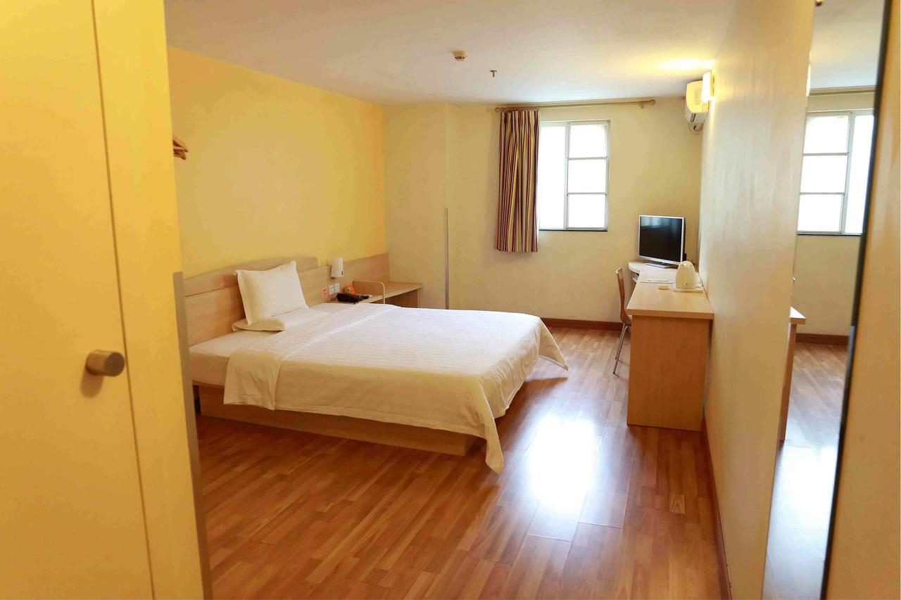 7Days Inn Ezhou Wuchang Avenue Dongjiang International Kültér fotó