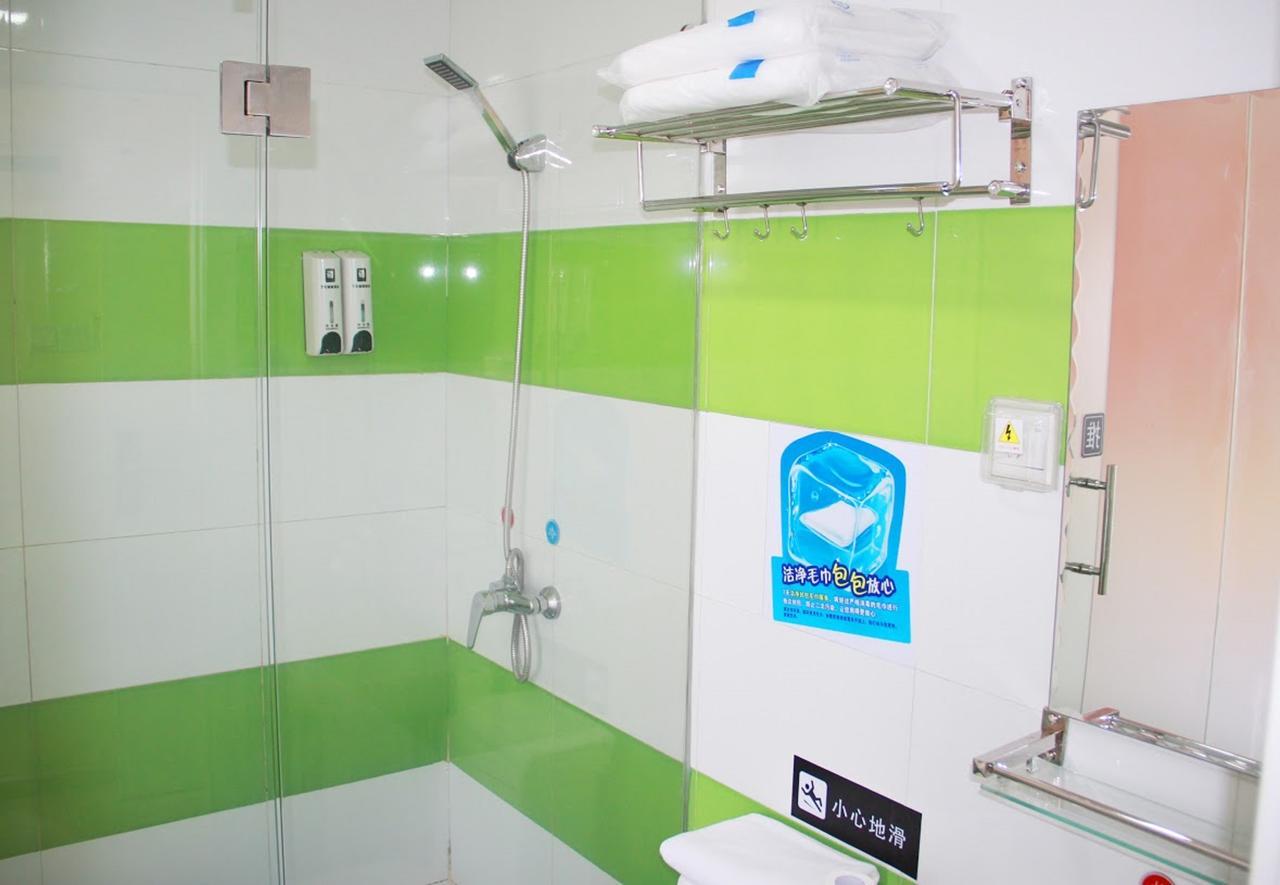 7Days Inn Ezhou Wuchang Avenue Dongjiang International Kültér fotó